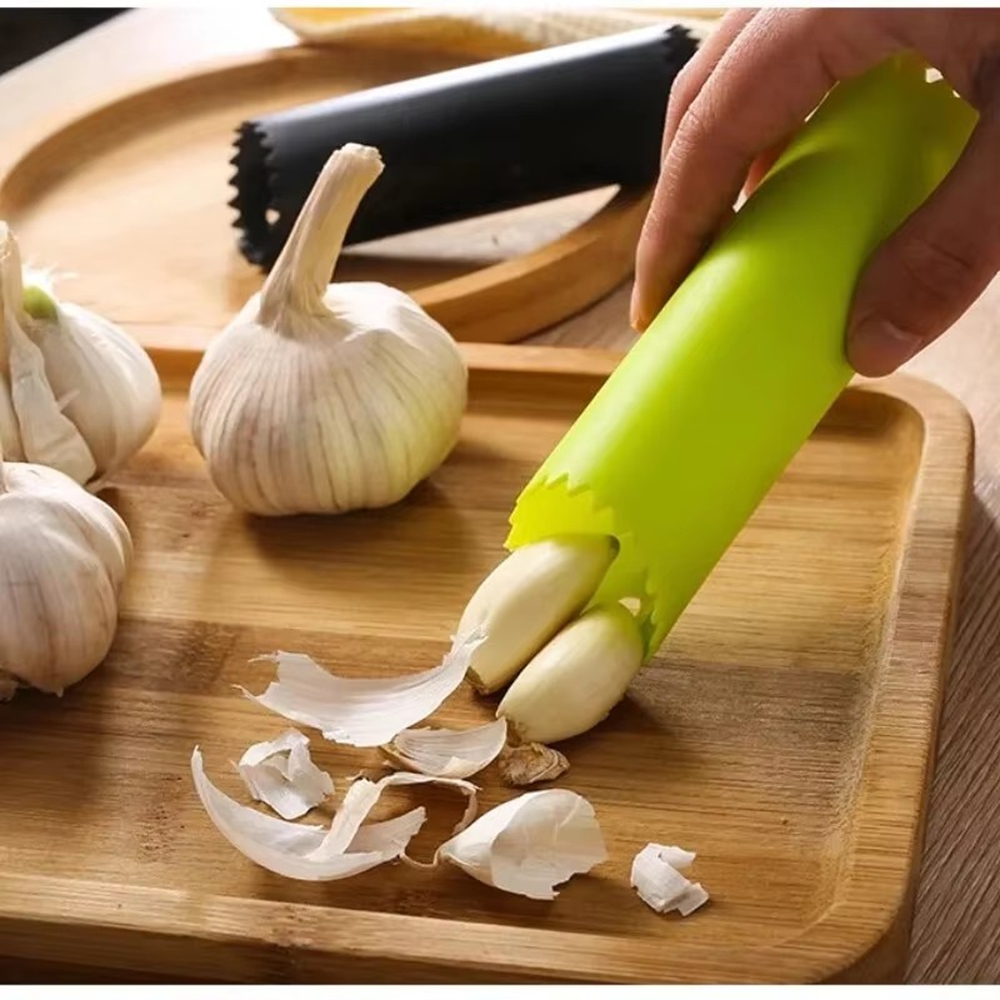 Kitchen Gadgets Peeler - Alat Pengupas Bawang Putih Silikon, Pengupas